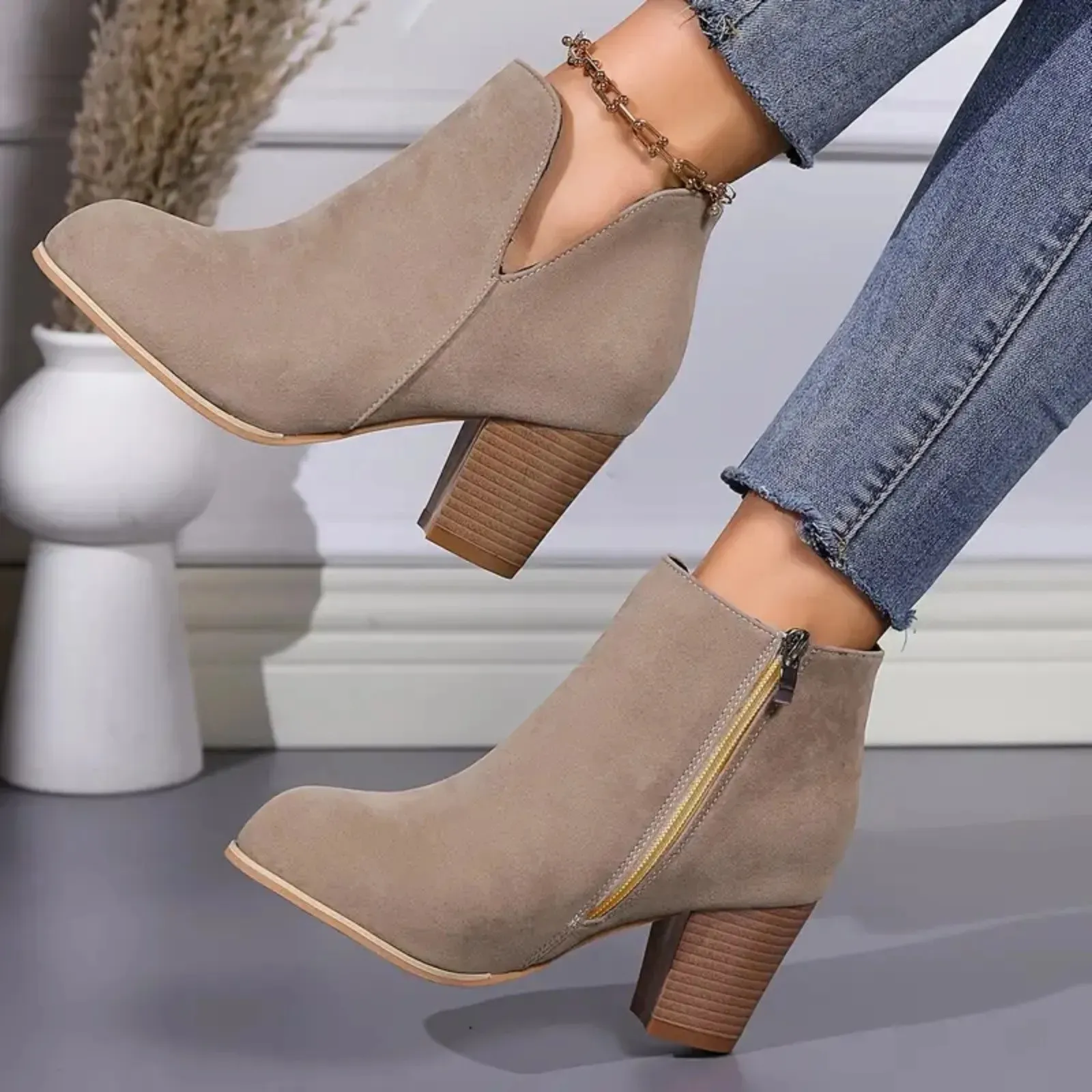 Ankle boot with block heel, V-seam and side zipper - women's ankle boots