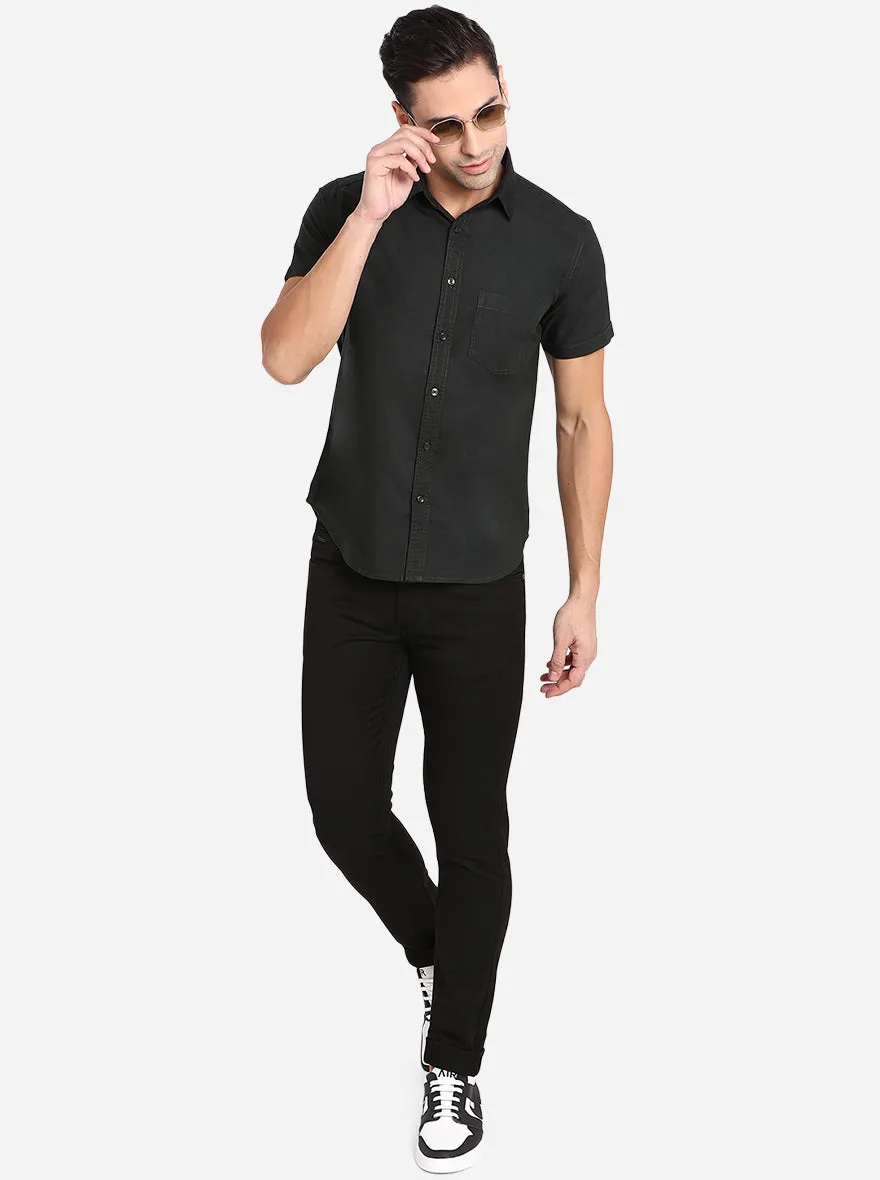 Dark Green Solid Slim Fit Semi Casual Shirt | Greenfibre