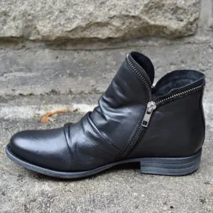 Gretel | First-class boots