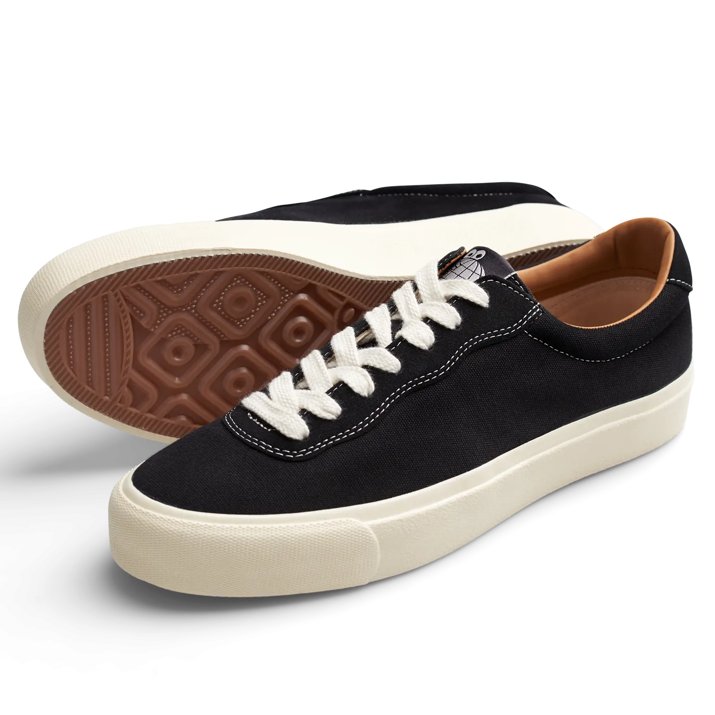 Last Resort AB VM001 Canvas Lo (Black/White)
