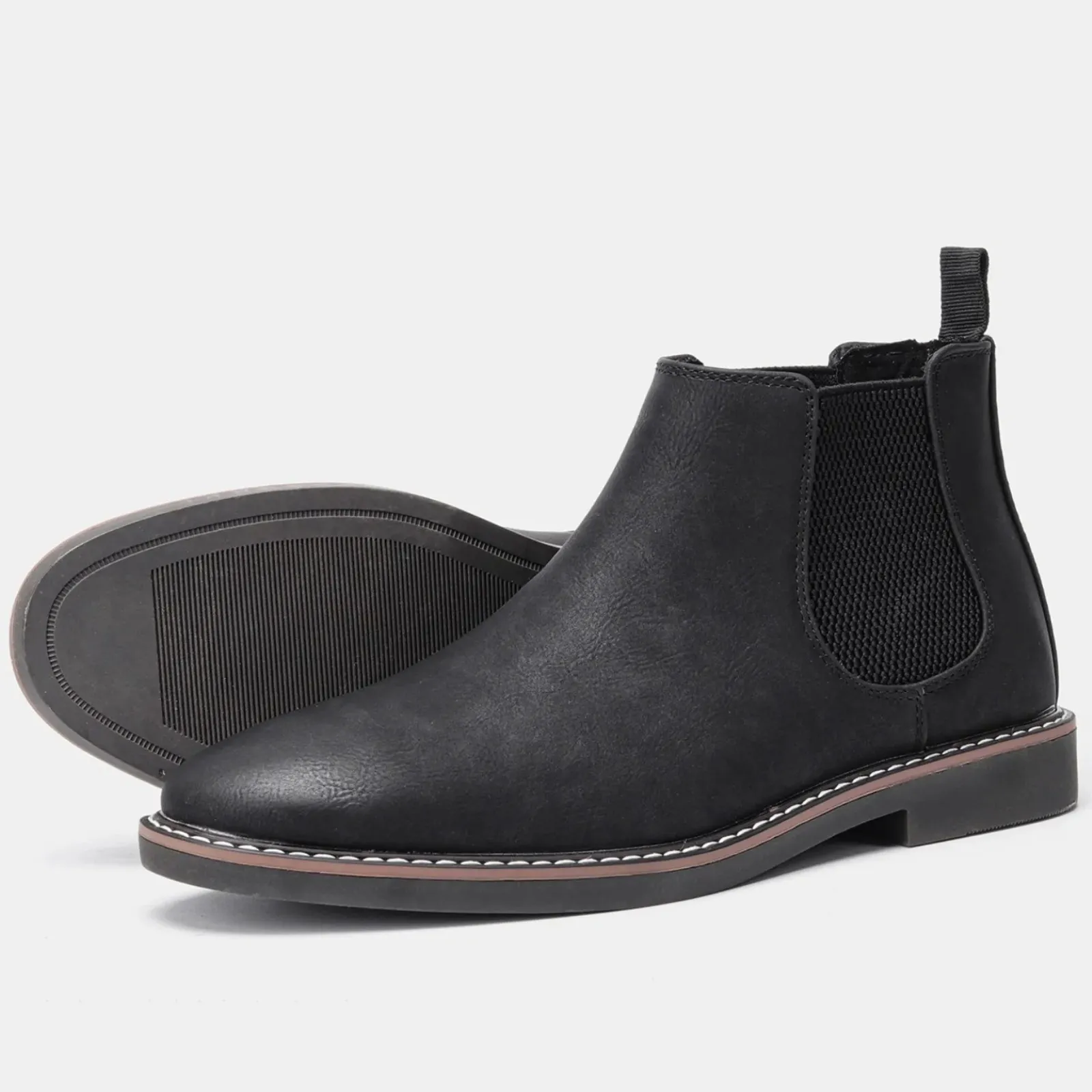 Men's boots with comfortable insole and non-slip sole