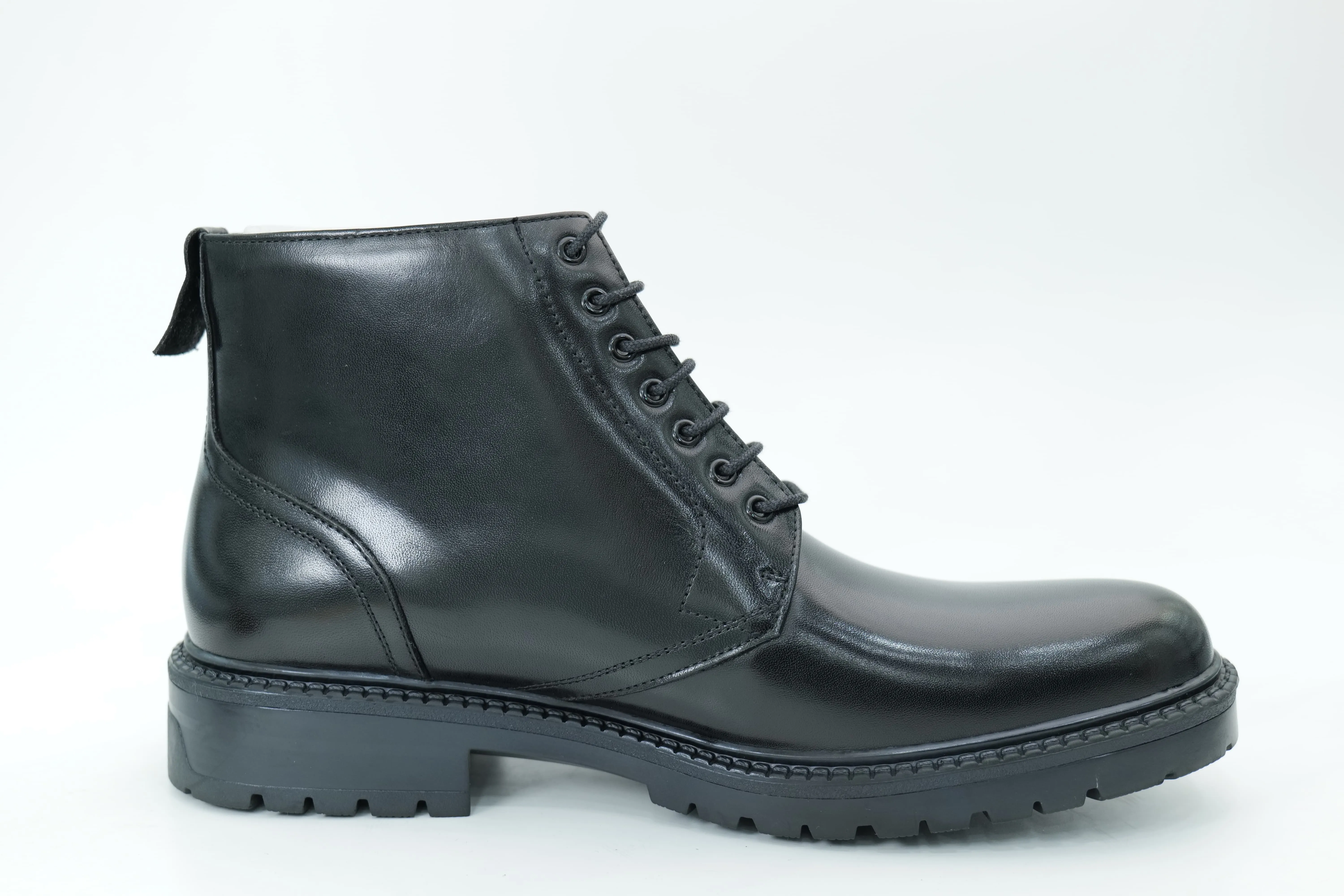 Mid-high boots