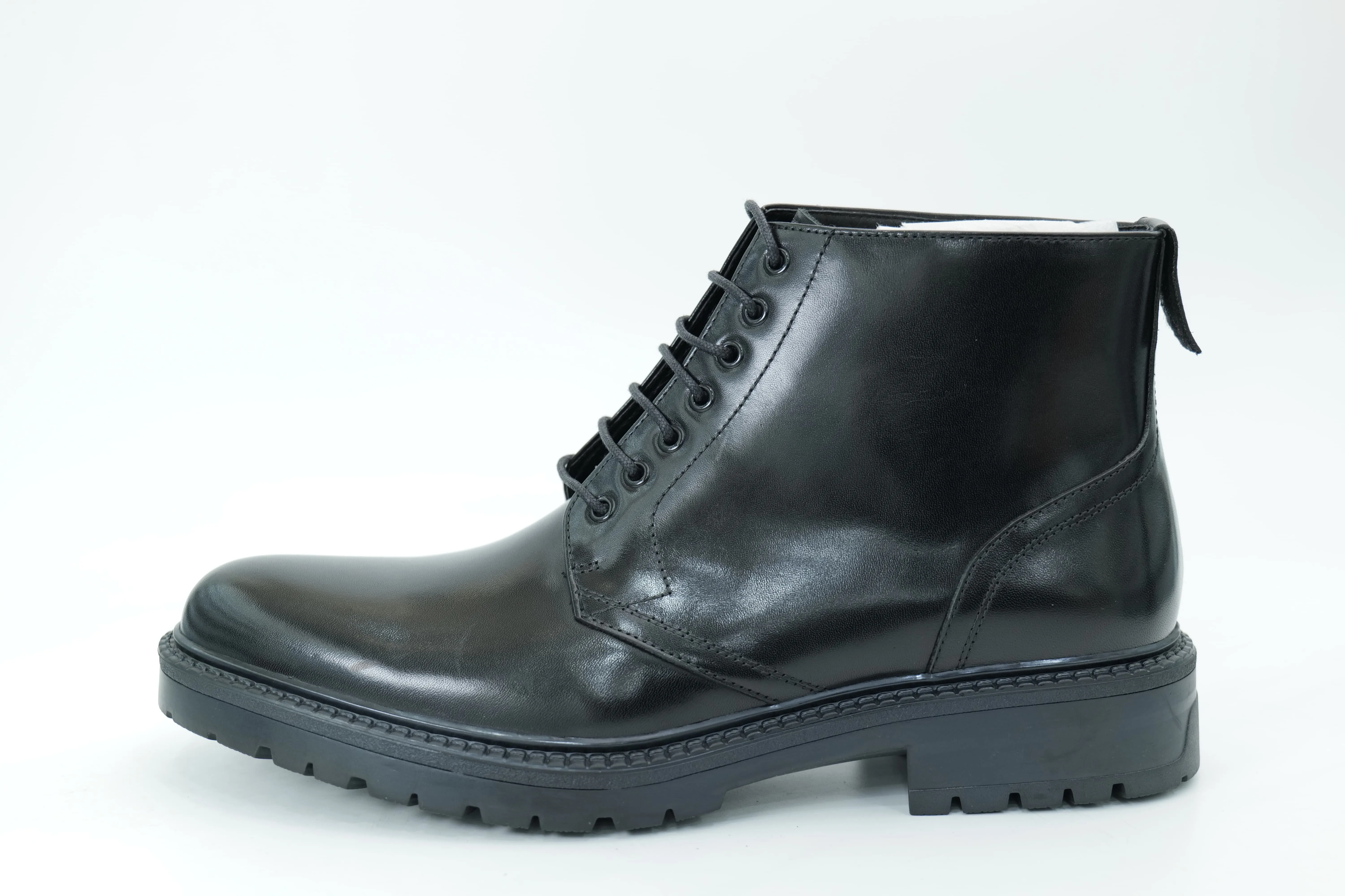 Mid-high boots