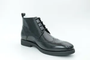 Mid-high boots