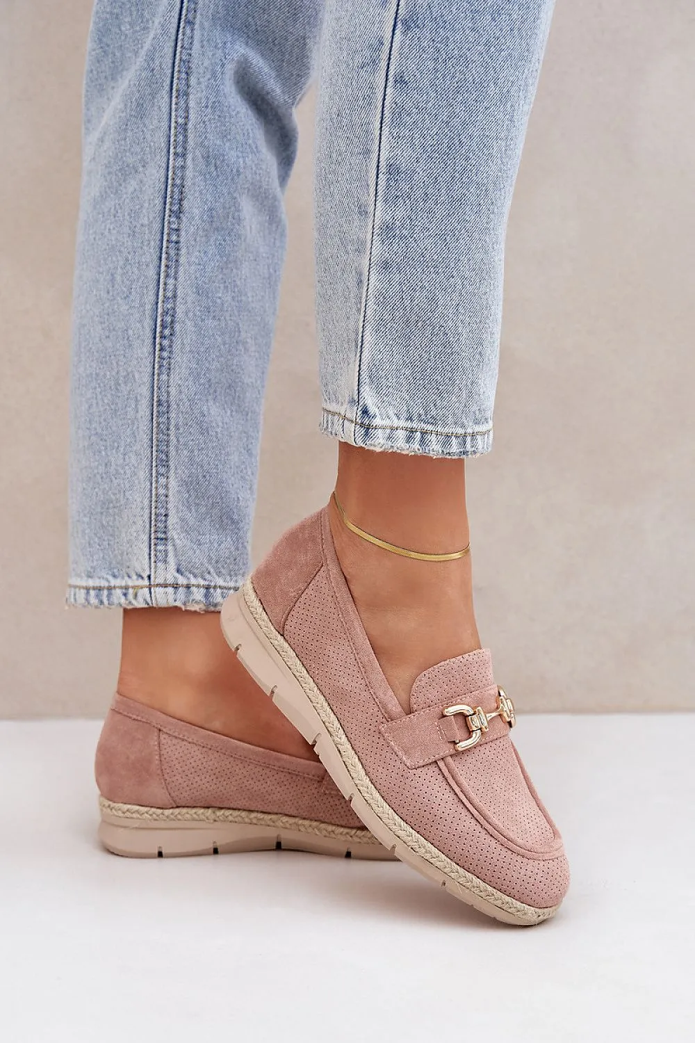 Mocassin Step in style