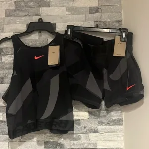 !!New Arrival!! Nike women's matching set