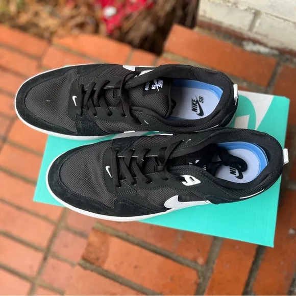 Nike SB Alleyoop Black Men’s Trainers sneakerss