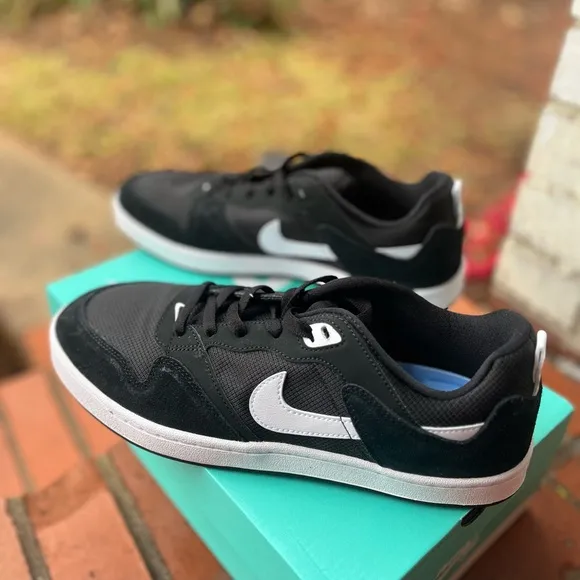Nike SB Alleyoop Black Men’s Trainers sneakerss