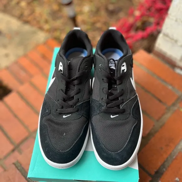 Nike SB Alleyoop Black Men’s Trainers sneakerss
