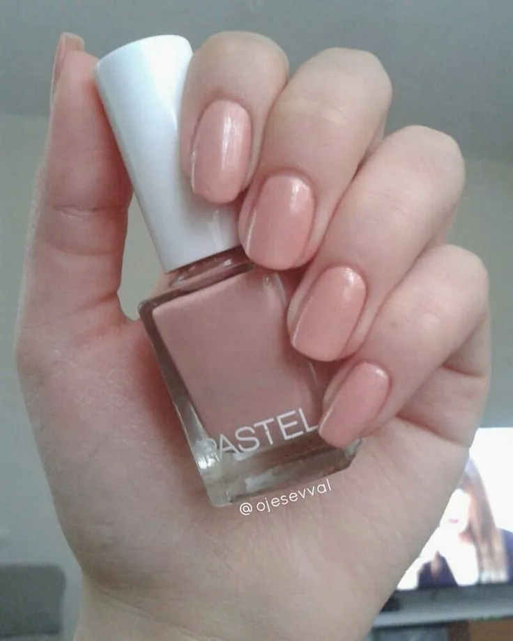Pastel nail polish - 103