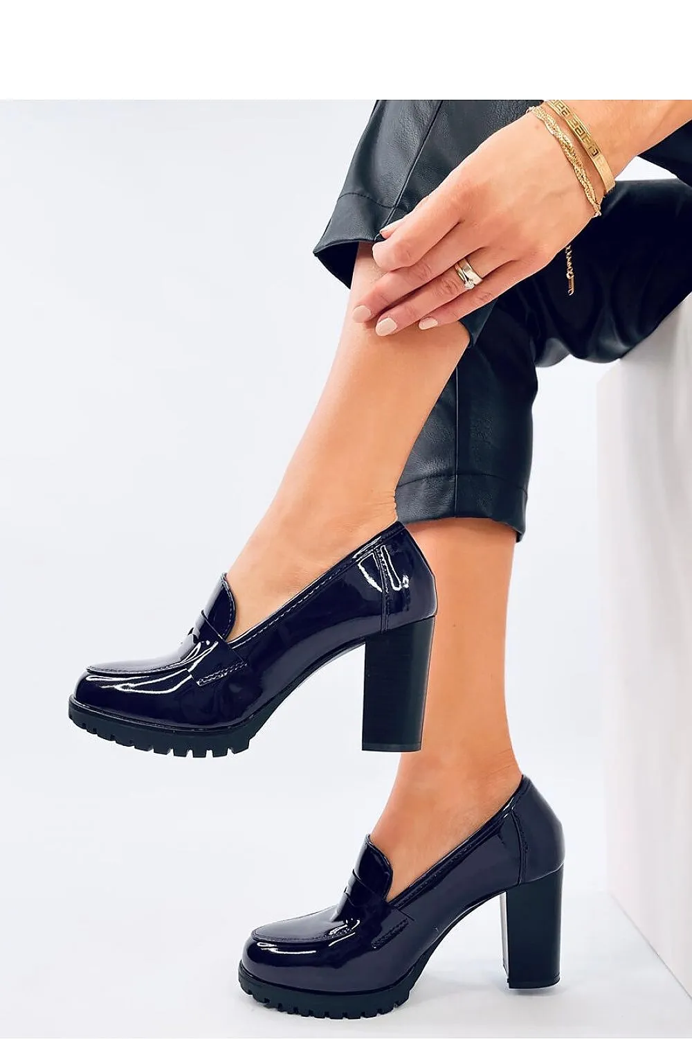 Platform pumps