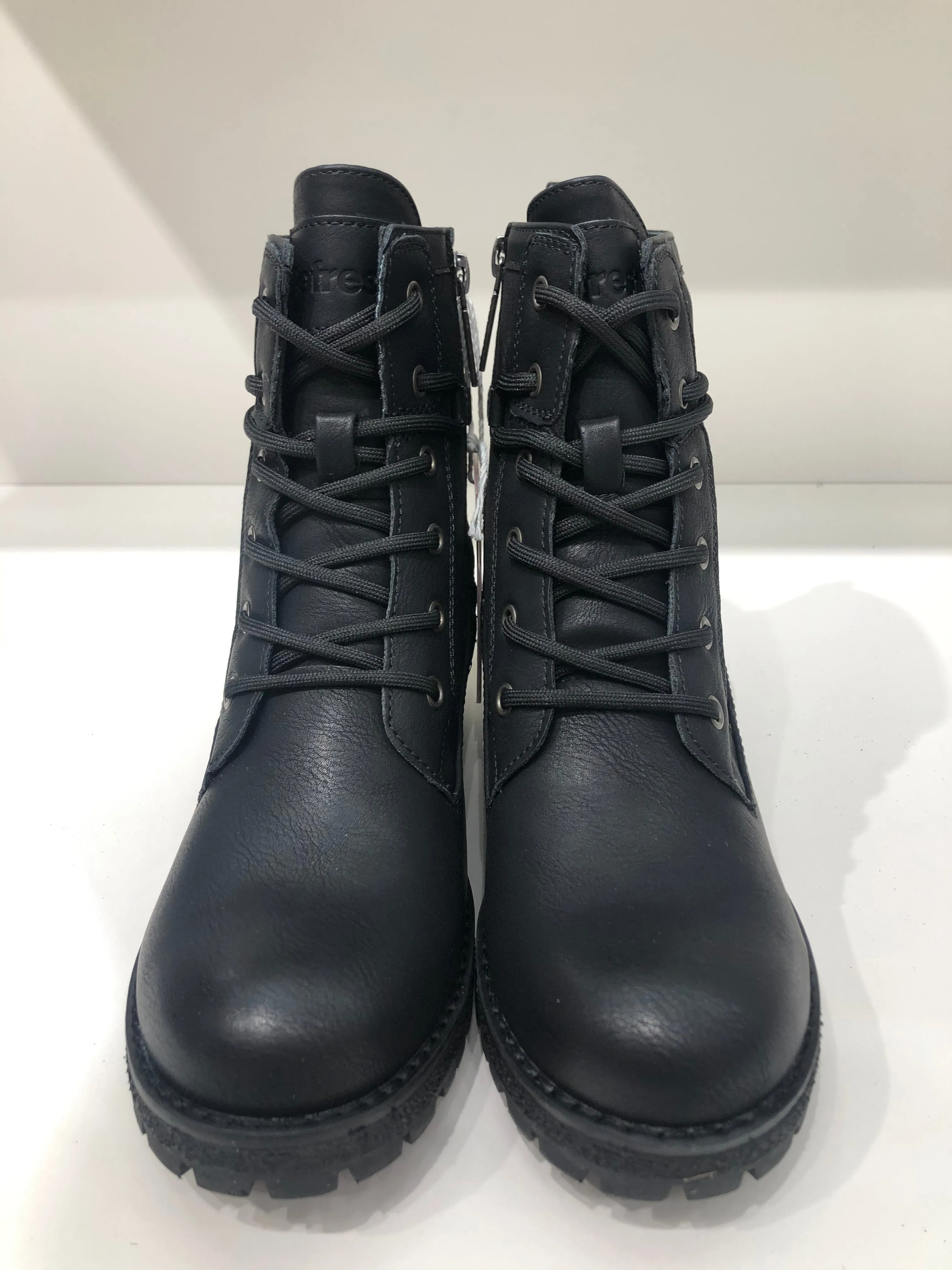 PULSE BLACK