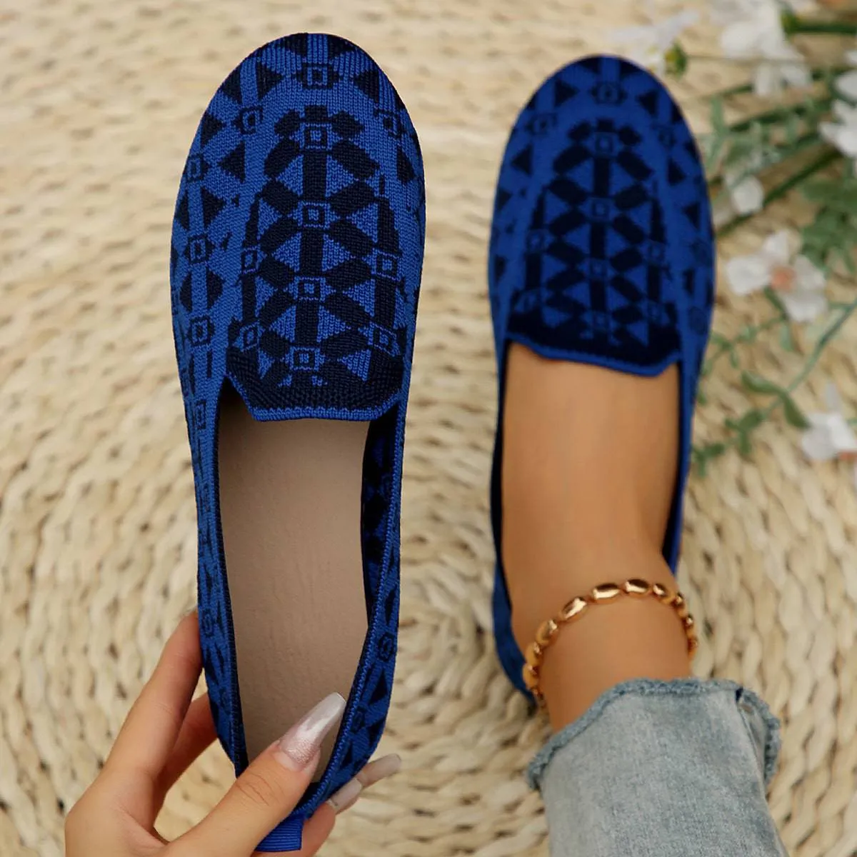 Trendy Knitted Loafers – Lightweight, Breathable & Stylish Comfort