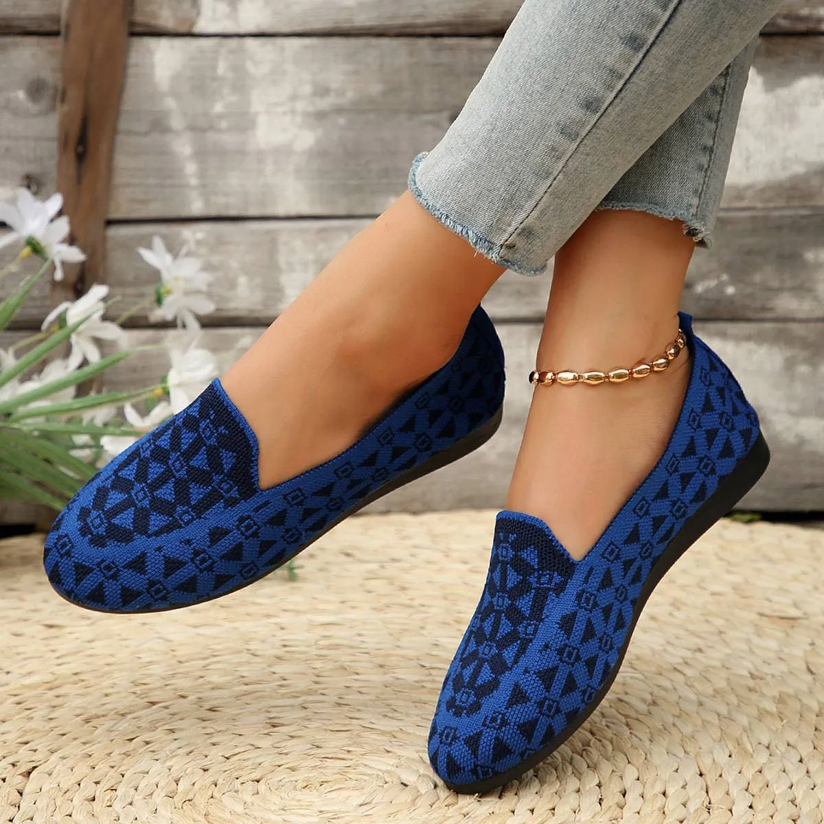 Trendy Knitted Loafers – Lightweight, Breathable & Stylish Comfort