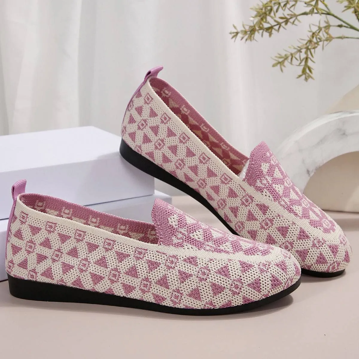 Trendy Knitted Loafers – Lightweight, Breathable & Stylish Comfort