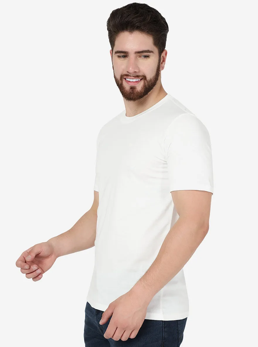 White Solid Slim Fit T-Shirt | JadeBlue