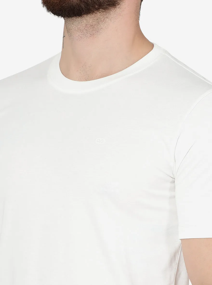 White Solid Slim Fit T-Shirt | JadeBlue
